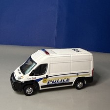 Greenlight 1:64 Dodge Ram Custom Pentagon Force Protection Agency Police 175