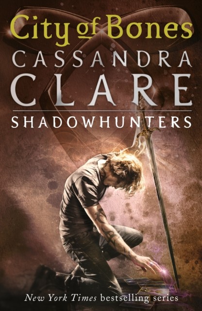 The Mortal Instruments 1: City of Bones by Cassandra Clare (Paperback Book)