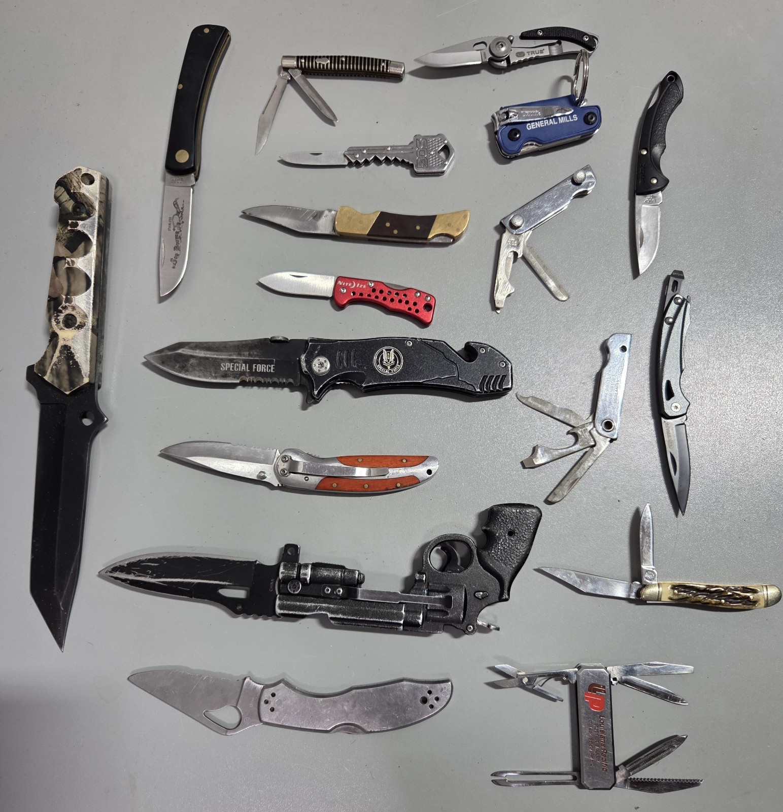 Knives Ebay Lot of 18 pocket knives | eBay