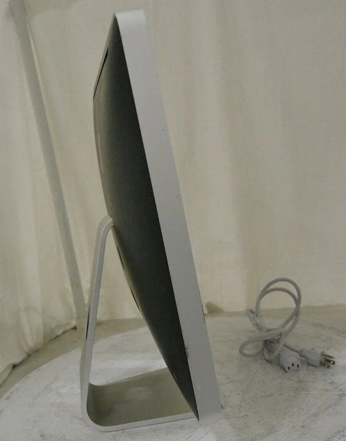 Apple iMac Early 2008 A1224 20" PC Core2 Duo E8335 2.6Ghz 2GB 320GB SEE NOTES - Image 3 of 4