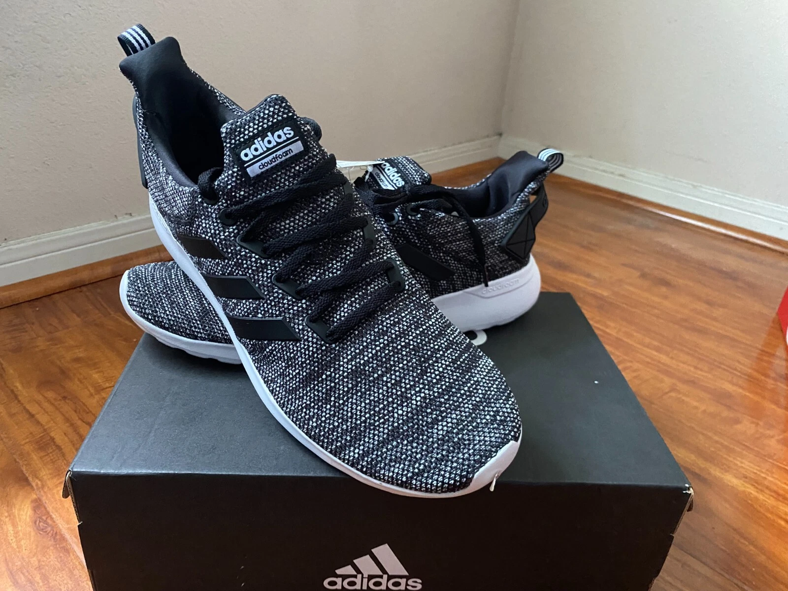 Scarpe uomo taglia 12 Adidas Lite Racer BYD FY0245 nero bianco 