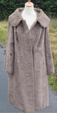 Stunning Vintage 60s/70s New Life Faux Fur Grey Taupe Coat Size 18