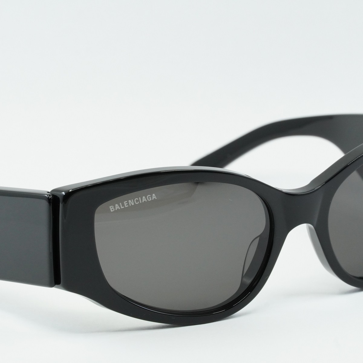 BALENCIAGA BB0258S 001 Black/Gray 58-18-145 Sunglasses New  display picture 1