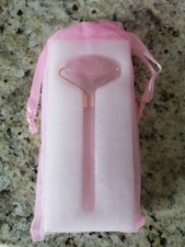 NEW Rose Quartz Facial Roller Makes a great gift Great for glowing skin 