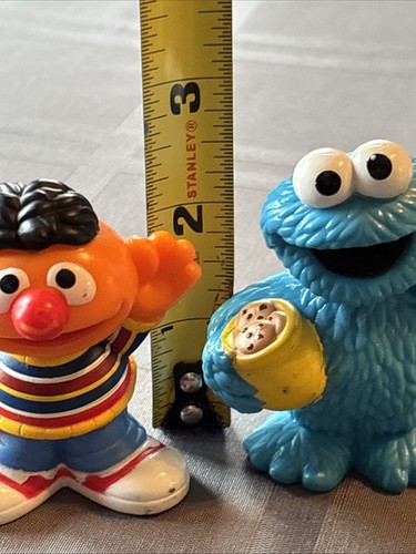 2010 Sesame Street Hasbro Cookie Monster & Ernie Lot Of 2 Figurines Toys - Picture 7 of 9