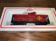 Model Power HO Scale #9123 Santa Fe 38' Wide Vision Caboose ATSF #999246 NOS