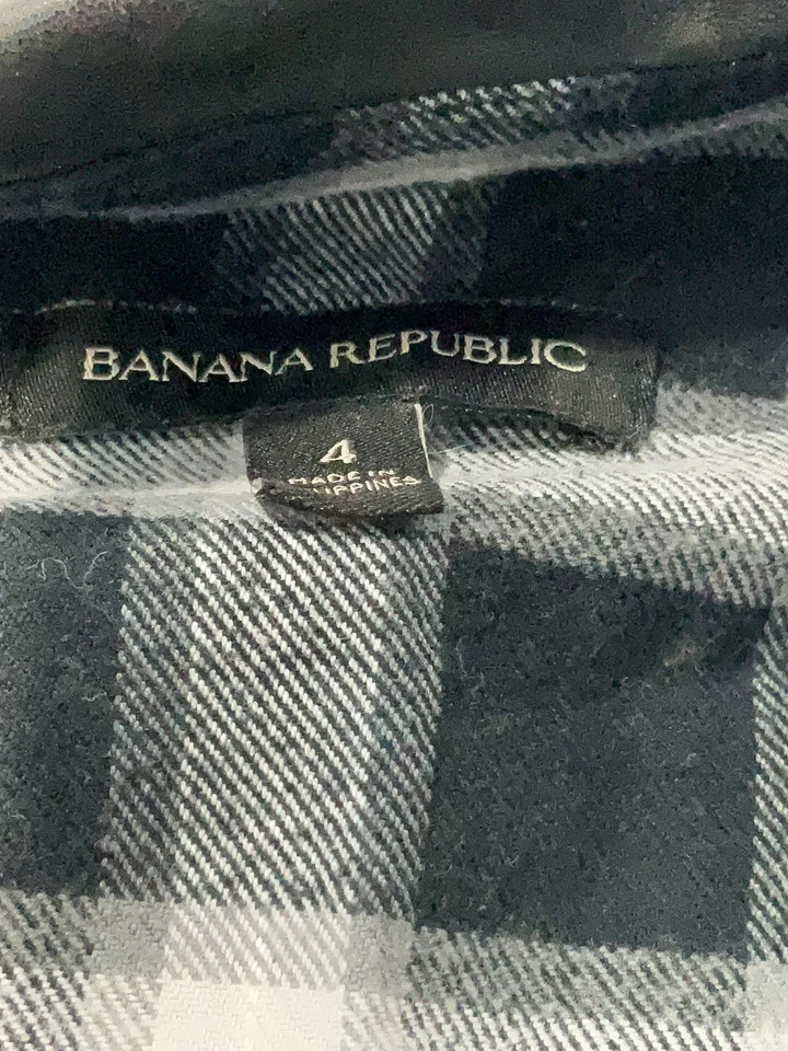 Banana Republic Womens Plaid/Flannel button down shirt New w/o tags SZ 4 - Image 3 of 4