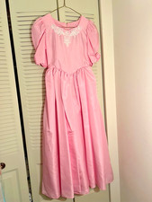 NEW-Unworn Vintage 80s Junior Bridesmaid dress: pink w mid sleeve. Girls 10-12