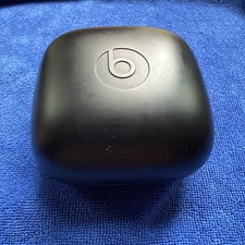 Apple Beats by Dre Powerbeats Pro Charging Case Replacement Beats Genuine