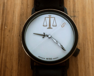 AKTEO DESIGN Uhr Thema: RECHT Vintage Herrenuhr, Zustand Neu