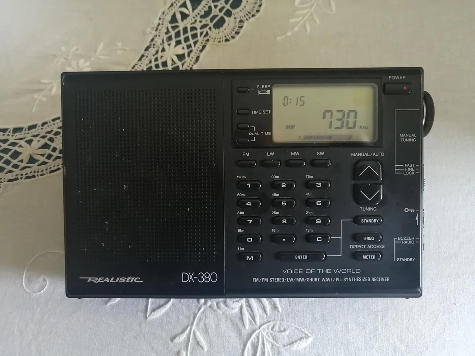 realista dx-380, AM; FM, SW (probado) Foto 2 de 4