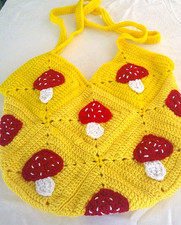 Mushroom Handbag/Tote Crocheted Yarn Acrylic/...
