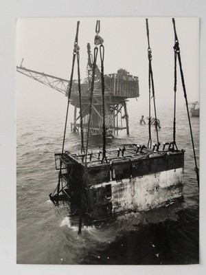 Piper Alpha Katastrophe Nordsee Ölplattform ACCOM Modul Bergung 1988 Vintage Foto