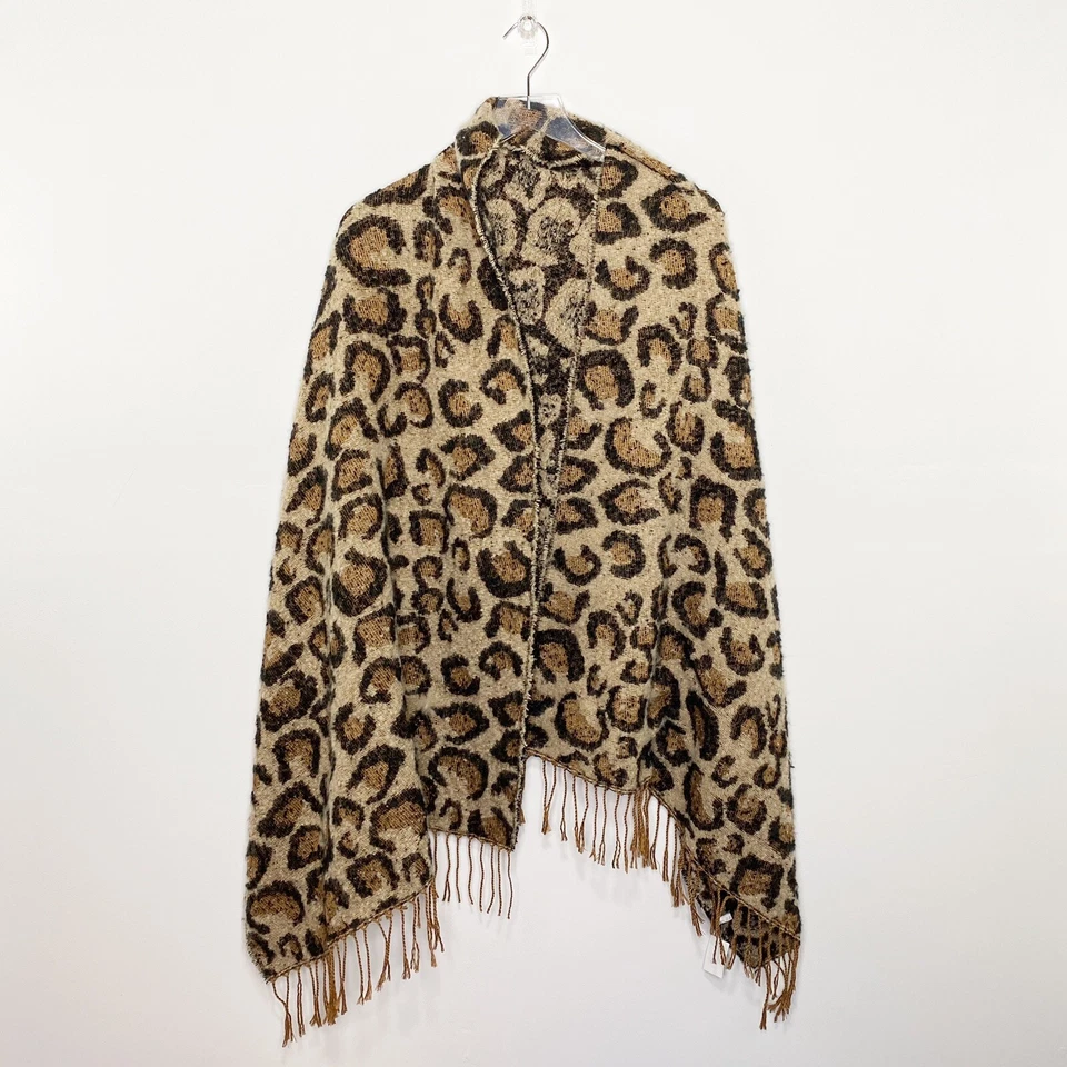 Charlotte Russe Bufanda Mujer Pashmina Animal Print 28" x 75" Flecos Foto 3 de 4