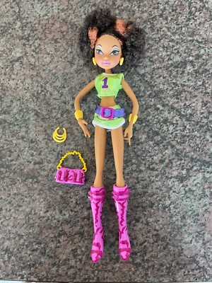 Winx Club Mattel Layla (Aisha) Doll Disco Dance Party Fashion 2006/2007 RARE