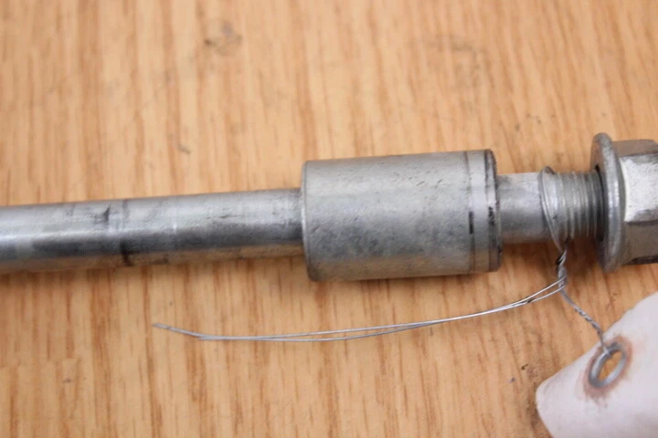 Honda EZ90 EZ 1991 90 Cub eje delantero y espaciador Foto 2 de 4