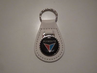1960's PLYMOUTH BELVEDERE SAVOY PLAZA FURY VIP VALIANT LEATHER KEYCHAIN WHITE