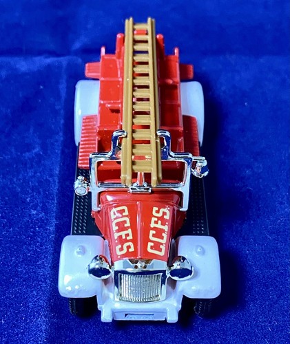 Camion e figurine vintage Days Gone Cardiff City vigili del fuoco 1983 Lledo - Foto 3 di 6