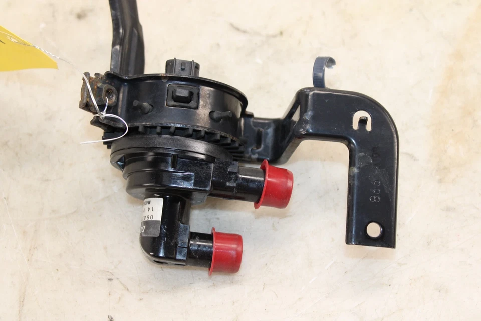 2014-2020 Acura RLX Hybrid Water Pump OEM IR57 - Image 3 of 4