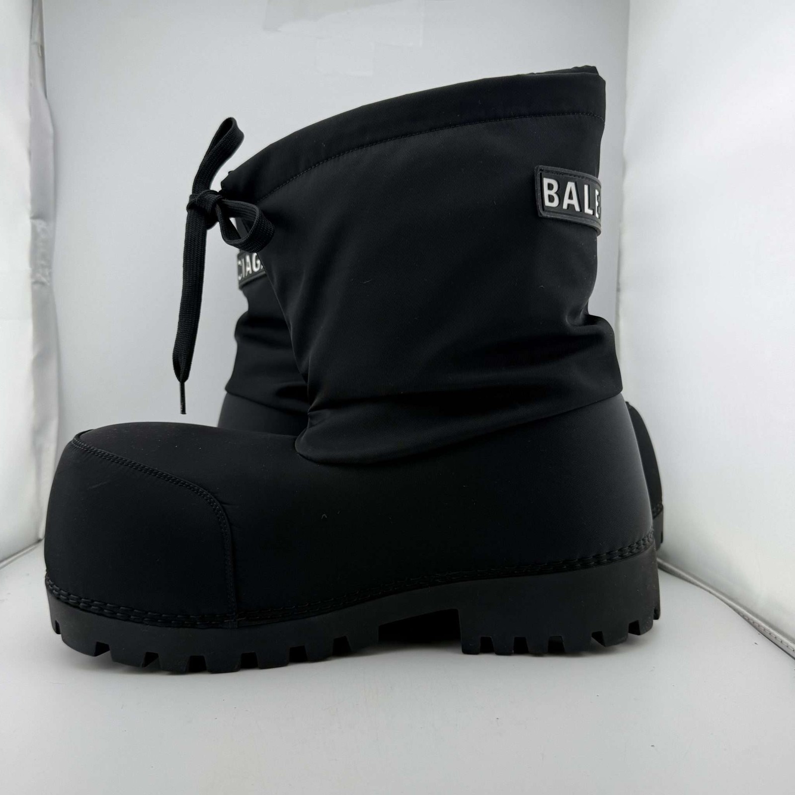 Balenciaga Skiwear Alaska Low Boots 41-42 Used No Box thumbnail 7