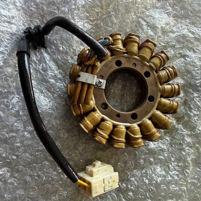 Honda CBR600RR 2003-2006 Stator Spule Lichtmaschine Generator OEM 31220-MEE-003