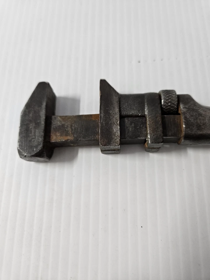 Mango de madera vintage Winchester No. Llave ajustable 1001 Foto 3 de 4