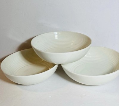 Royal Doulton Salad Pasta Bowl 9  Ribbed Interior Maze White Gordon Ramsay EUC