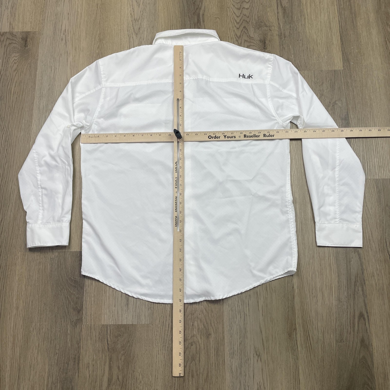 Huk Performance Fishing Shirt Mens Large White Bay Flats Lodge Long Sleeve Logo