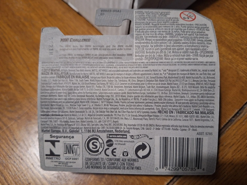 2011 Hot Wheels HW Premiere Mini Challange Cooper S Works Blue - Image 2 of 3