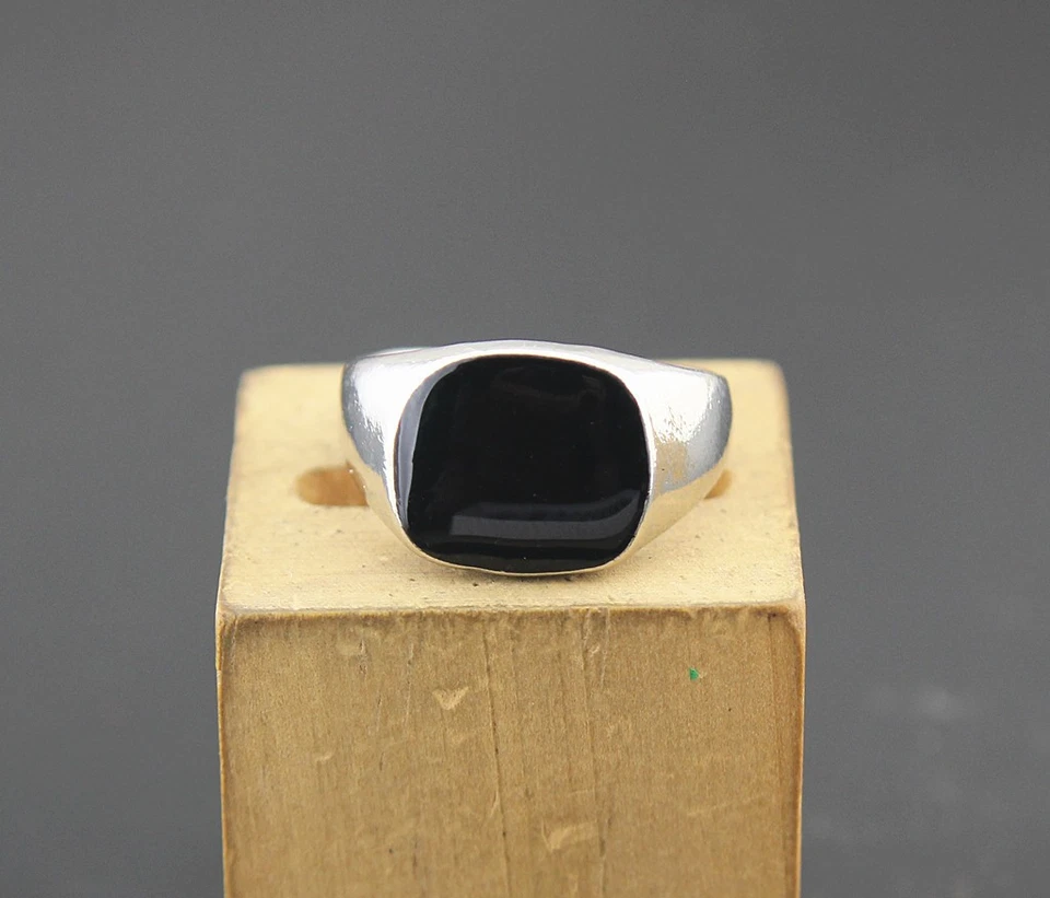 Lote a granel de 32 piezas al por mayor de anillos de esmalte negro estilo simple para mujer y hombre Foto 3 de 4