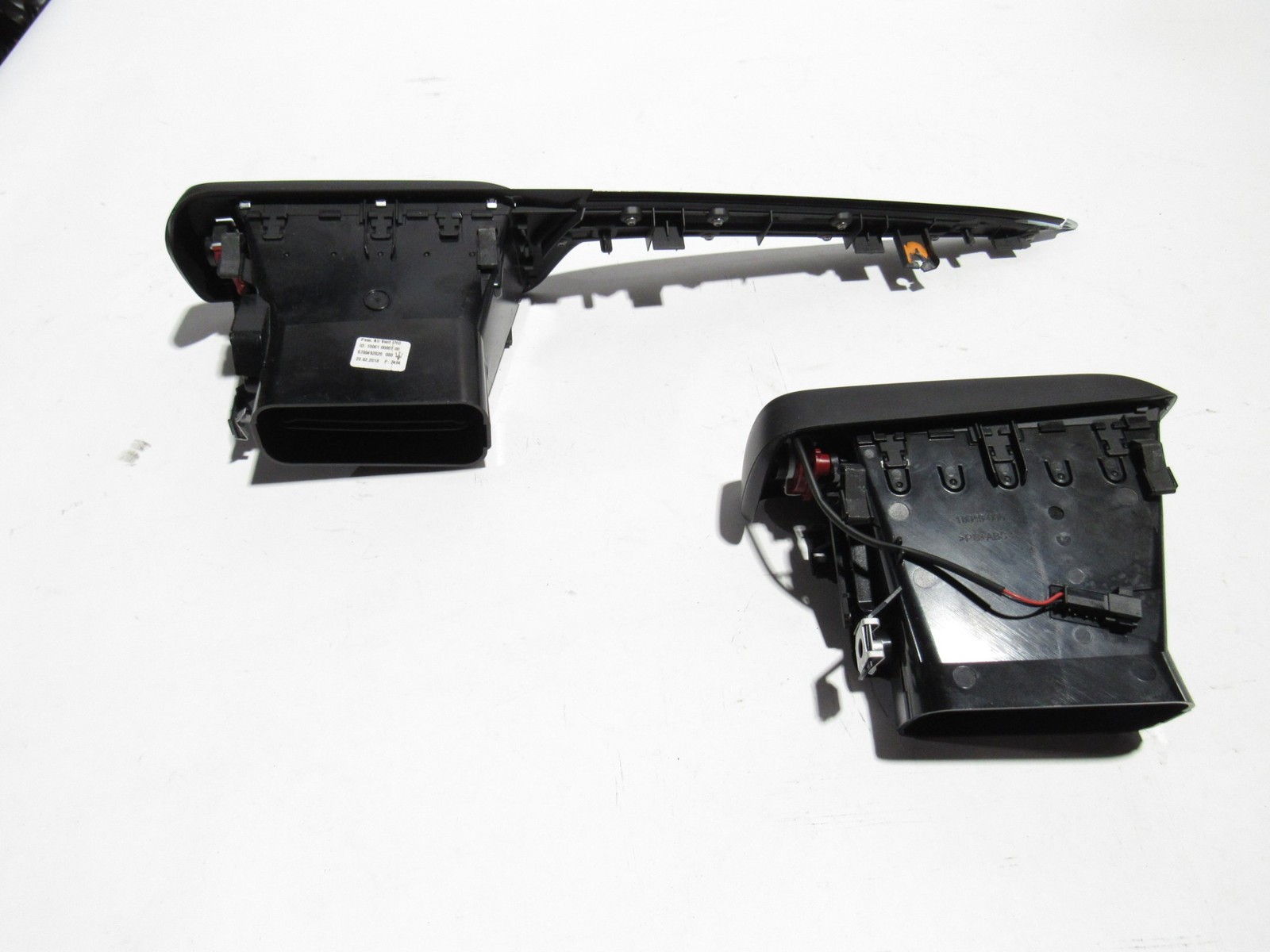 Maserati Levante 2016-2024 Right Trim molding
