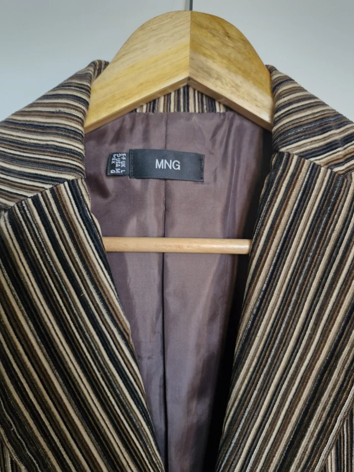 Chaqueta de cordón a rayas Mango (Mng).  10/12 (L). Foto 2 de 4