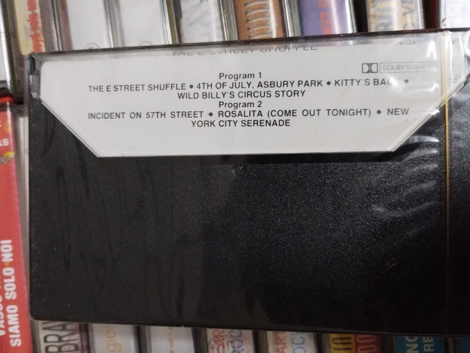 Musicassetta BRUCE SPRINGSTEEN The Wild,The Innocent & The E Street Shuffle Sig. - Immagine 2 di 3