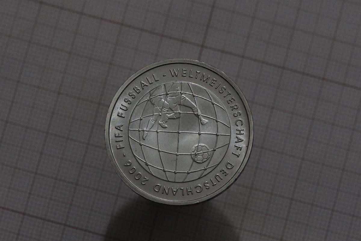 🧭 🇩🇪 Germany 10€ 2005 SILVER 2006 FIFA WORLD CUP B77
