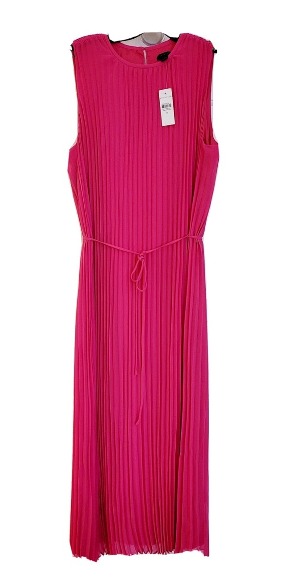 ann taylor belted pleated midi dress 6 Feminine and Chic Ways to Wear a Pleated Midi Skirt