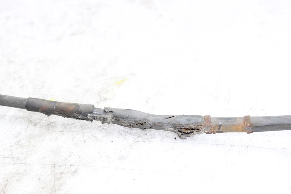 02-06 Cable freno aparcamiento derecho AUDI S4 F1392 Foto 4 de 4