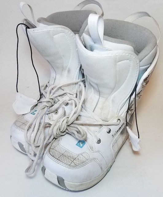 salomon linea snowboard boots