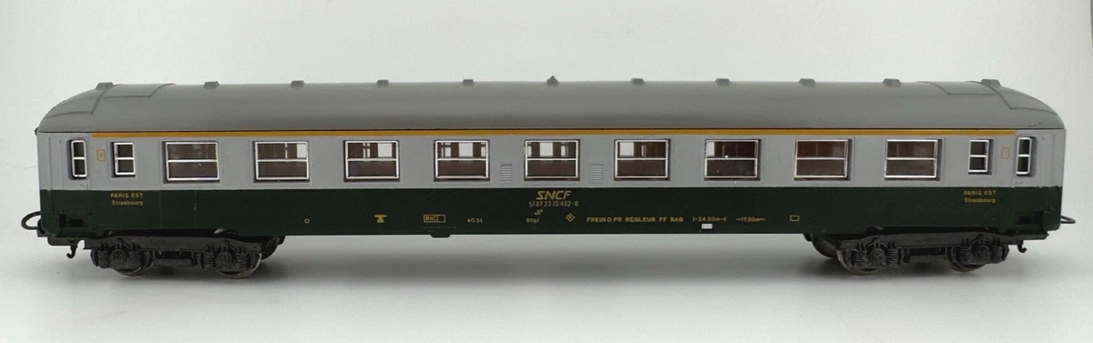 CR85 - MARKLIN 1 5801 - COCHE PASAJEROS 2 EJES 2ª CL. VERDEVERDE