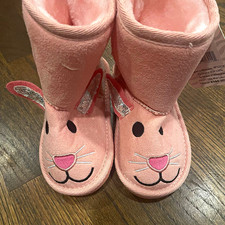 Muk Luks Girls Pink Bunny Ankle Bootie US 9 Pull On Sequin Faux Suede