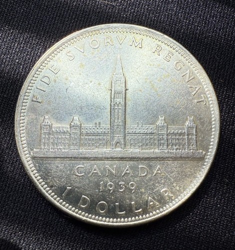 1939 Canadian Silver Dollar Coin 80% $1 - Picture 1 of 2
