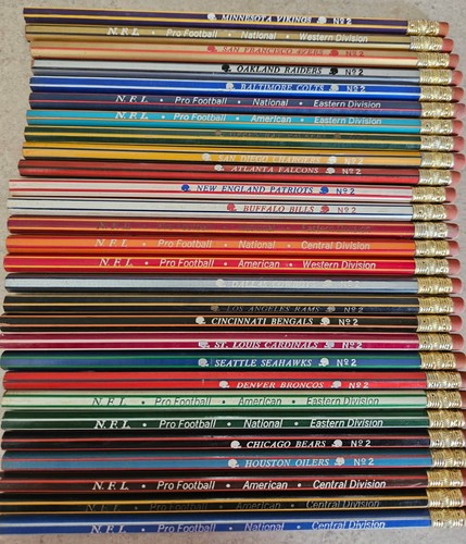 Vintage Rare lot of 28 1970's Faber-Castell NFL No. 2 - Team Pencils Not Sharpen