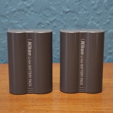 2x Genuine Nikon EN-EL3e Li-ion Batteries for D70 D80 D90 D200 D300 D700