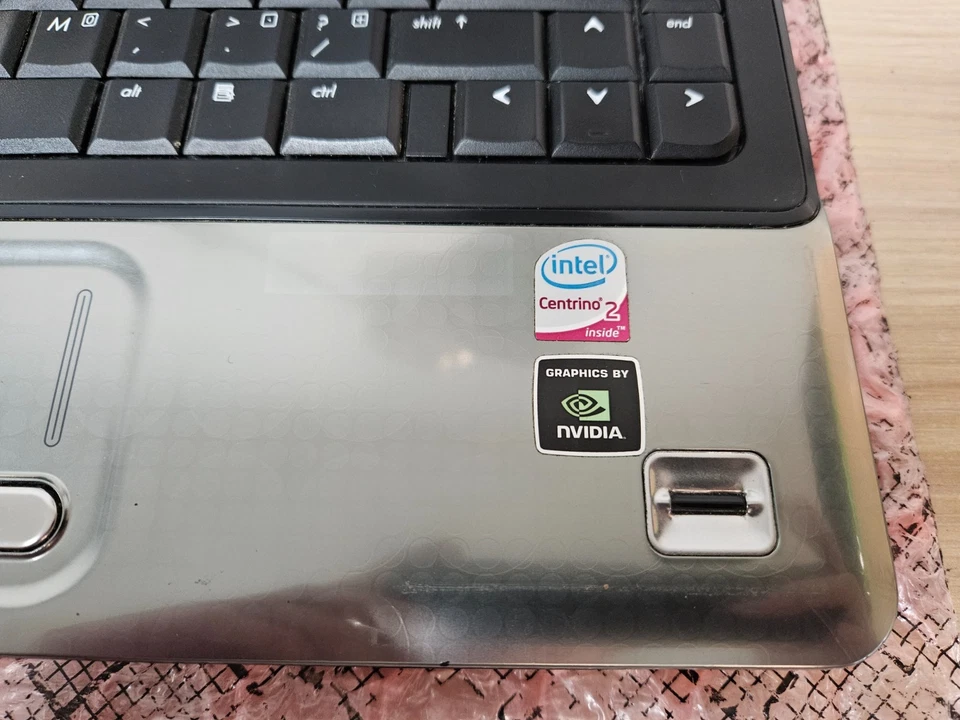 Compaq Presario CQ45 - Intel Core 2 Duo - 2GB Ram - No Storage - Image 3 of 4