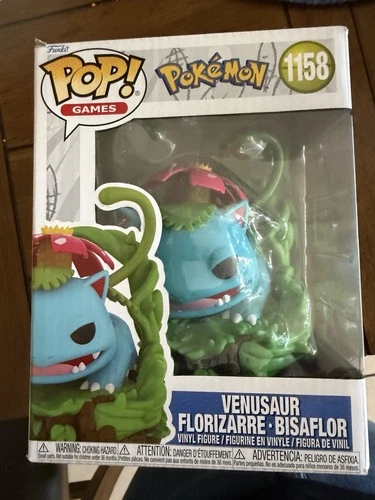 Funko Pop Premium Pokemon Venusaur #1158 Vinyl Figure “DAMAGE BOX”