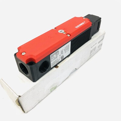 EUCHNER TP3-4131A24M SAFETY SWITCH V1.1.0.0