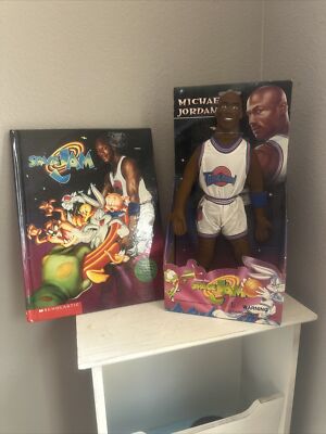 Michael Jordan Space Jam Tune Squad Warner Bros 12.5'' Doll Figure in Box & Book
