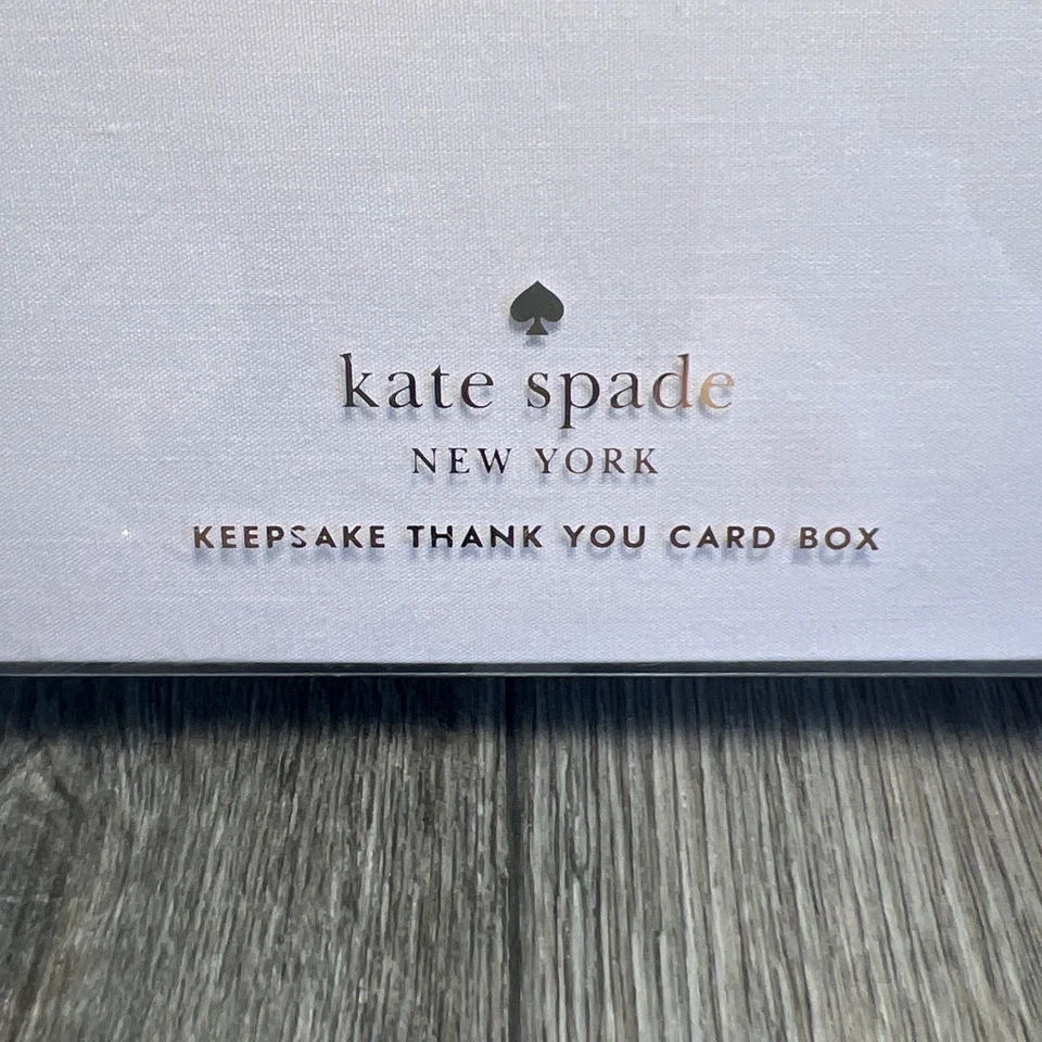 Caja de tarjetas de agradecimiento Kate Spade New York Happily Ever After Keepsake Ver detalles Foto 2 de 4