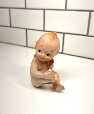 Cute Porcelain Kewpie Figurine 3'' Marked KW913 Good Condition No Chips No Cracks