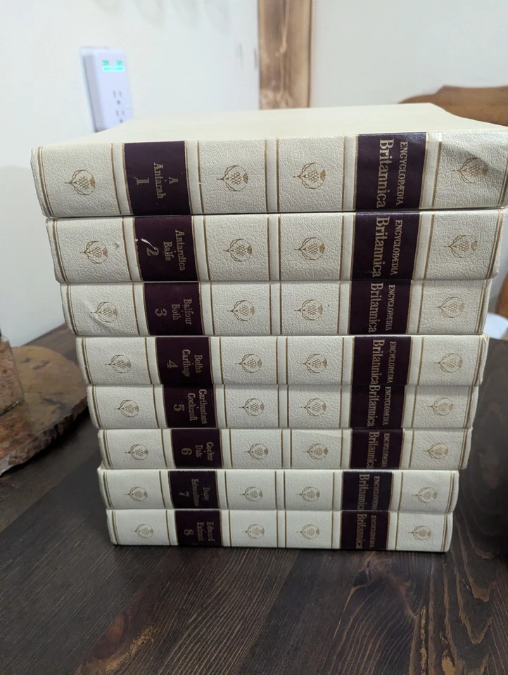 Encyclopedia Britannica 1768 Edition COMPLETE SET 24 Volumes USA Vintage 1965 - Image 2 of 4