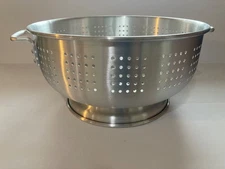 Thunder Group 12 Qt Aluminum Colander